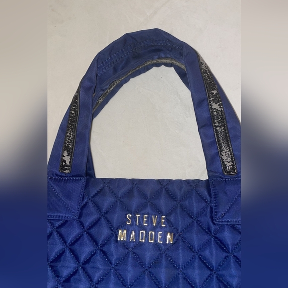 Preloved Steve Madden hand bag without shoulder strap - Picture 7 of 11